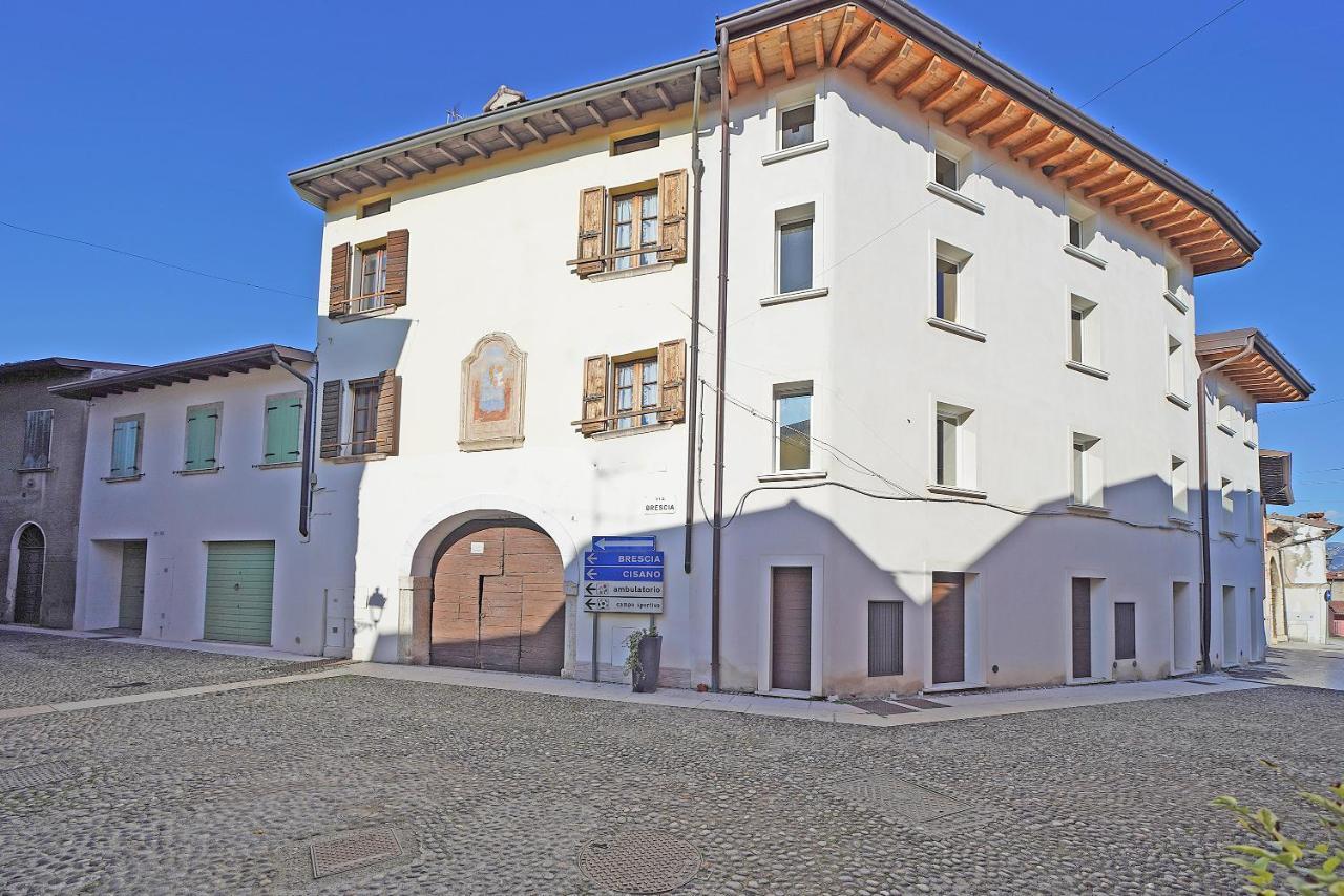 Apartments Villa Bougainville San Felice del Benaco Exterior foto